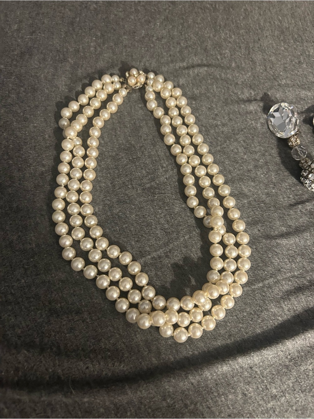 Vintage 1960’ Triple Strand Pearl Necklace